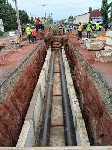 Laying of steel pipe